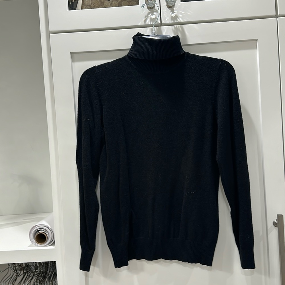 Black turtleneck fitted